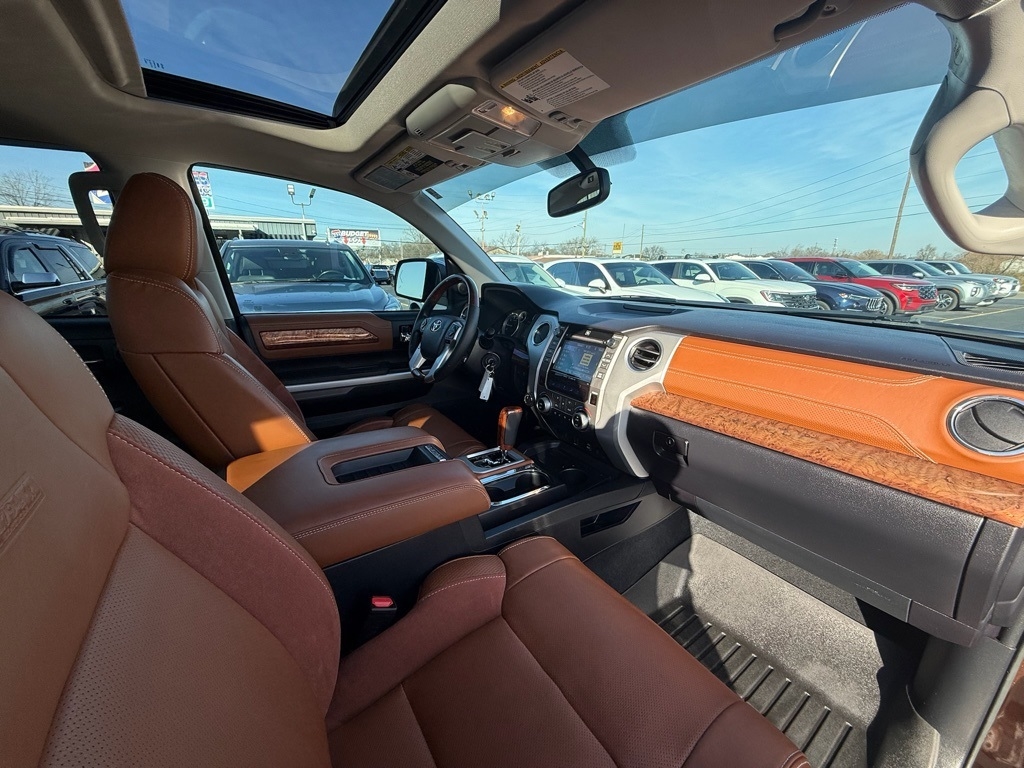 Toyota Tundra 1794 Edition Crew Max 4WD 5.7L V8 2017