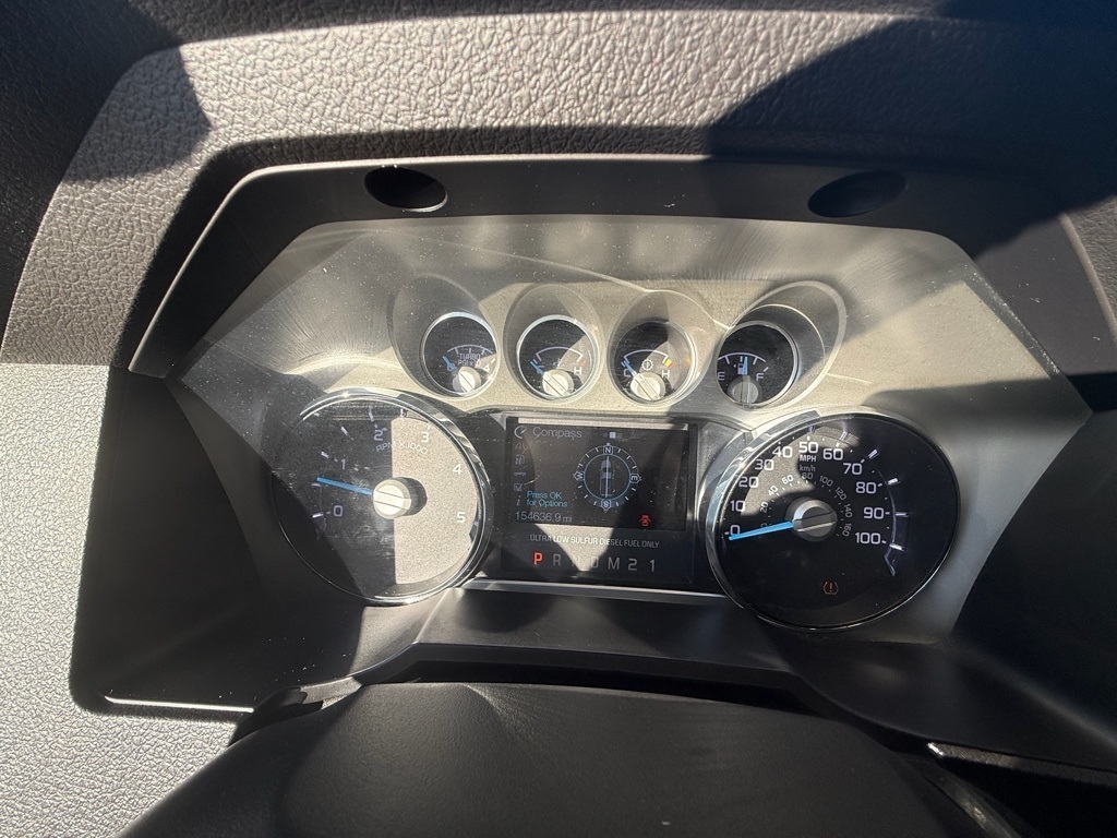 Ford F-250 SD Lariat Crew Cab 4WD 2015