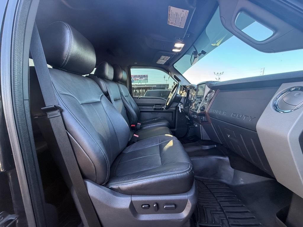 Ford F-250 SD Lariat Crew Cab 4WD 2015