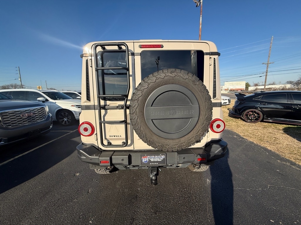 Ineos Grenadier Base 2024