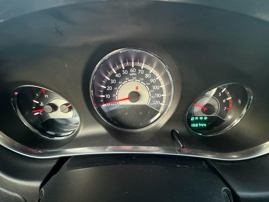 Chrysler 200 LX 2012