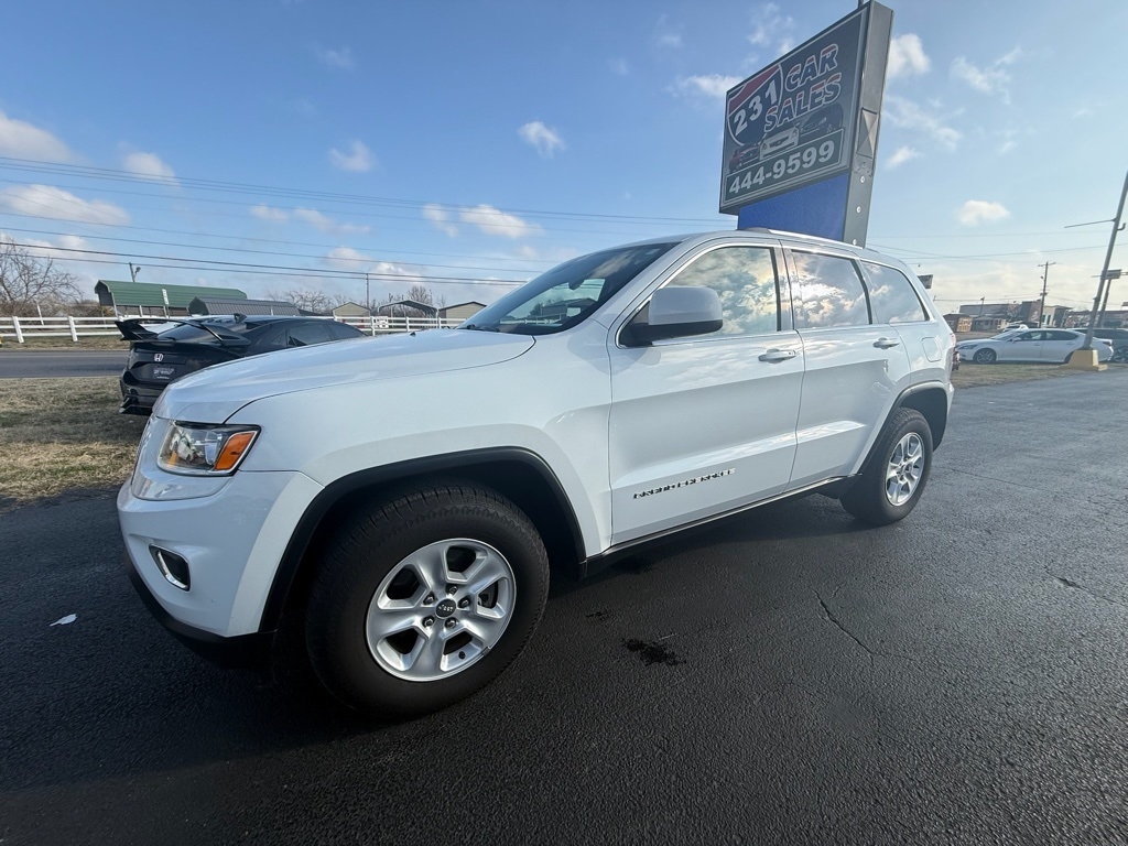 Jeep Grand Cherokee Laredo 4WD 2015