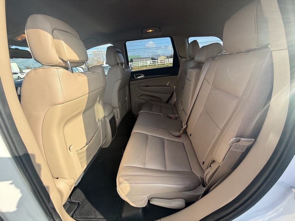 Jeep Grand Cherokee Laredo 4WD 2015