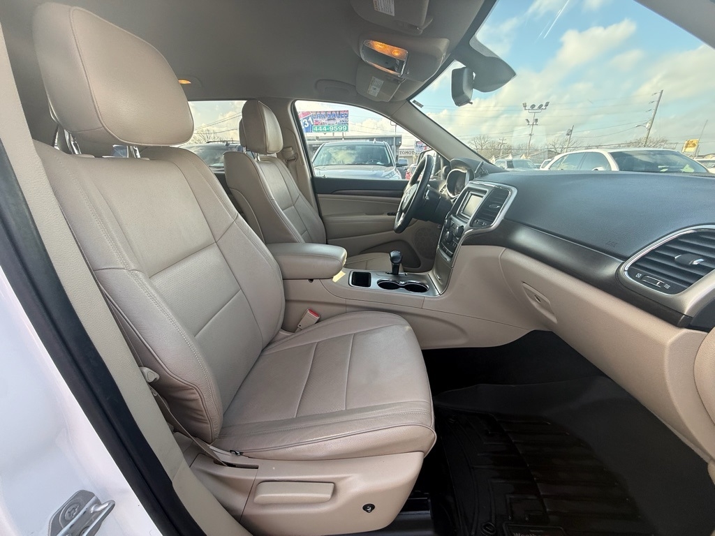 Jeep Grand Cherokee Laredo 4WD 2015