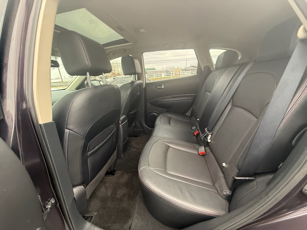 Nissan Rogue SL AWD 2012