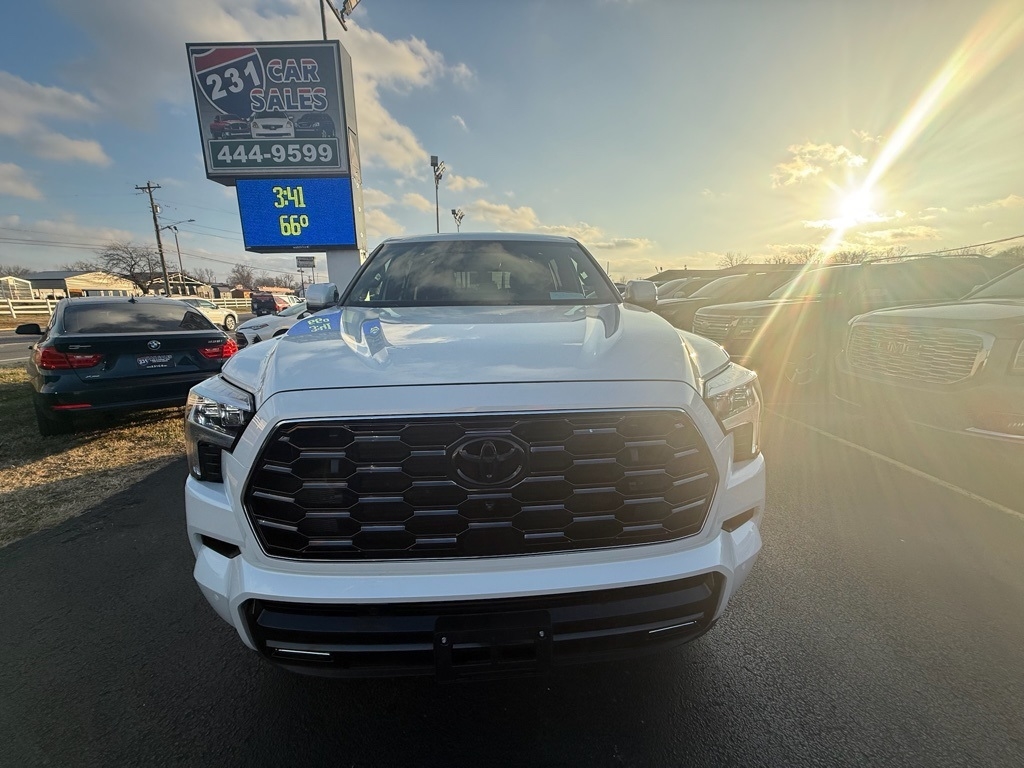 Toyota Sequoia Platinum 4WD 2025