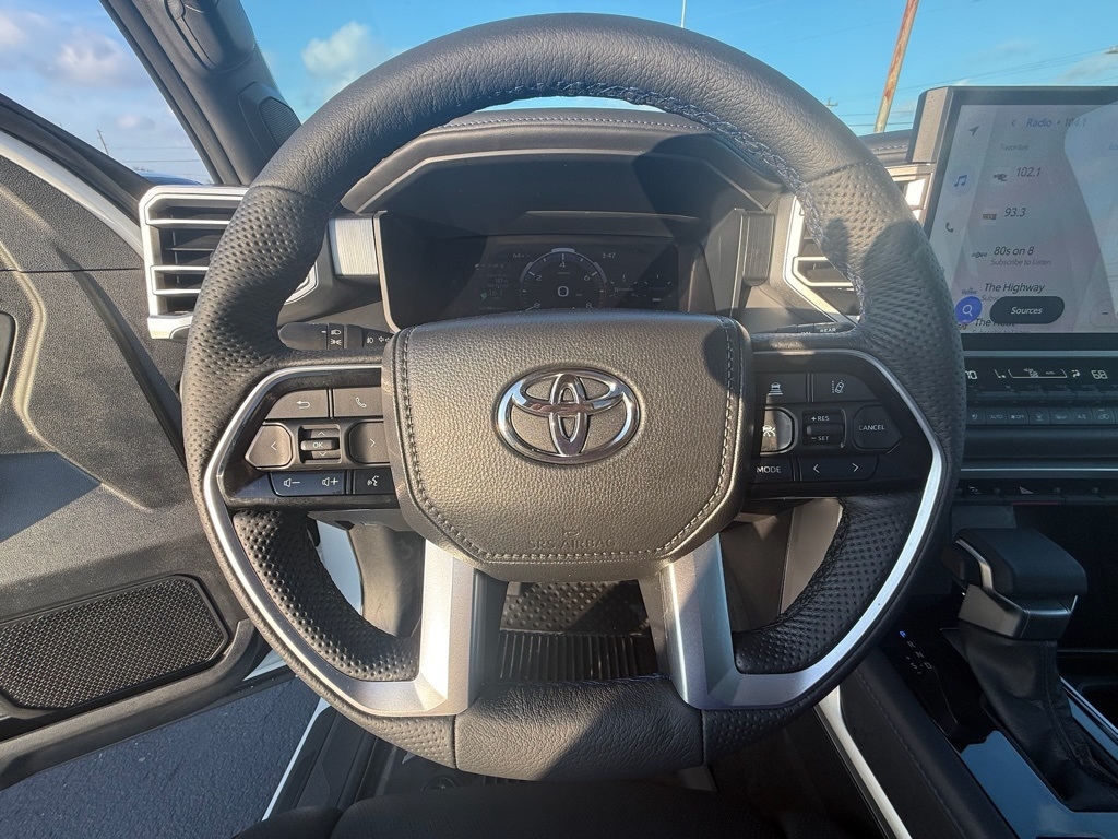 Toyota Sequoia Platinum 4WD 2025