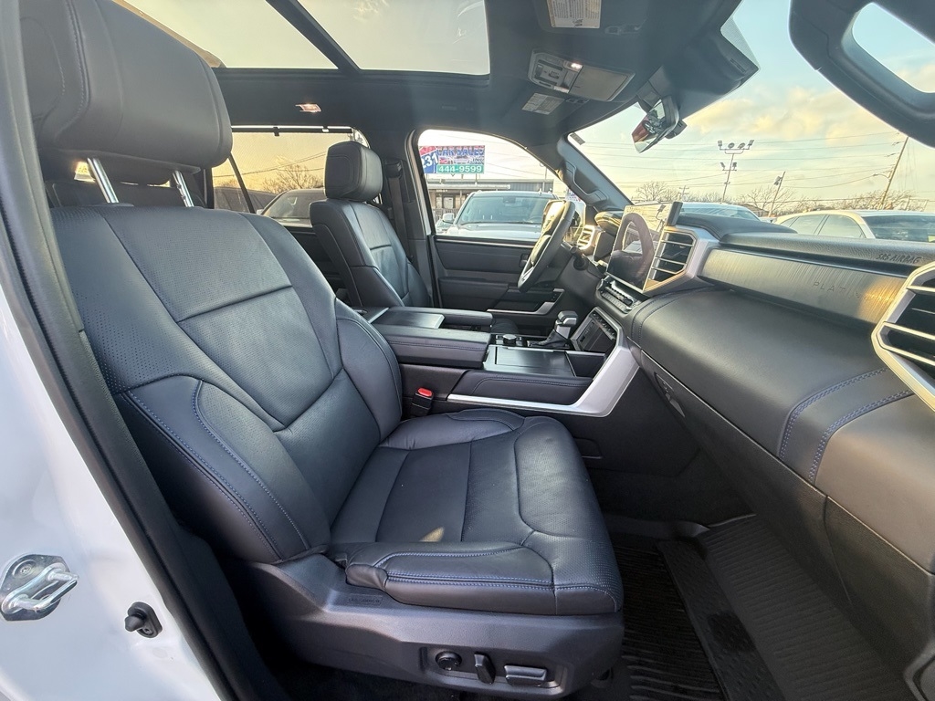 Toyota Sequoia Platinum 4WD 2025