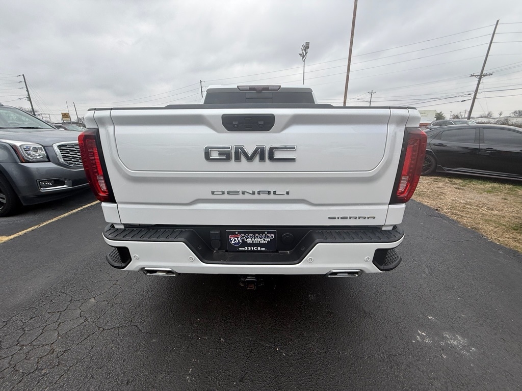 GMC Sierra 1500 Denali Ultimate Crew Cab 4WD 2023