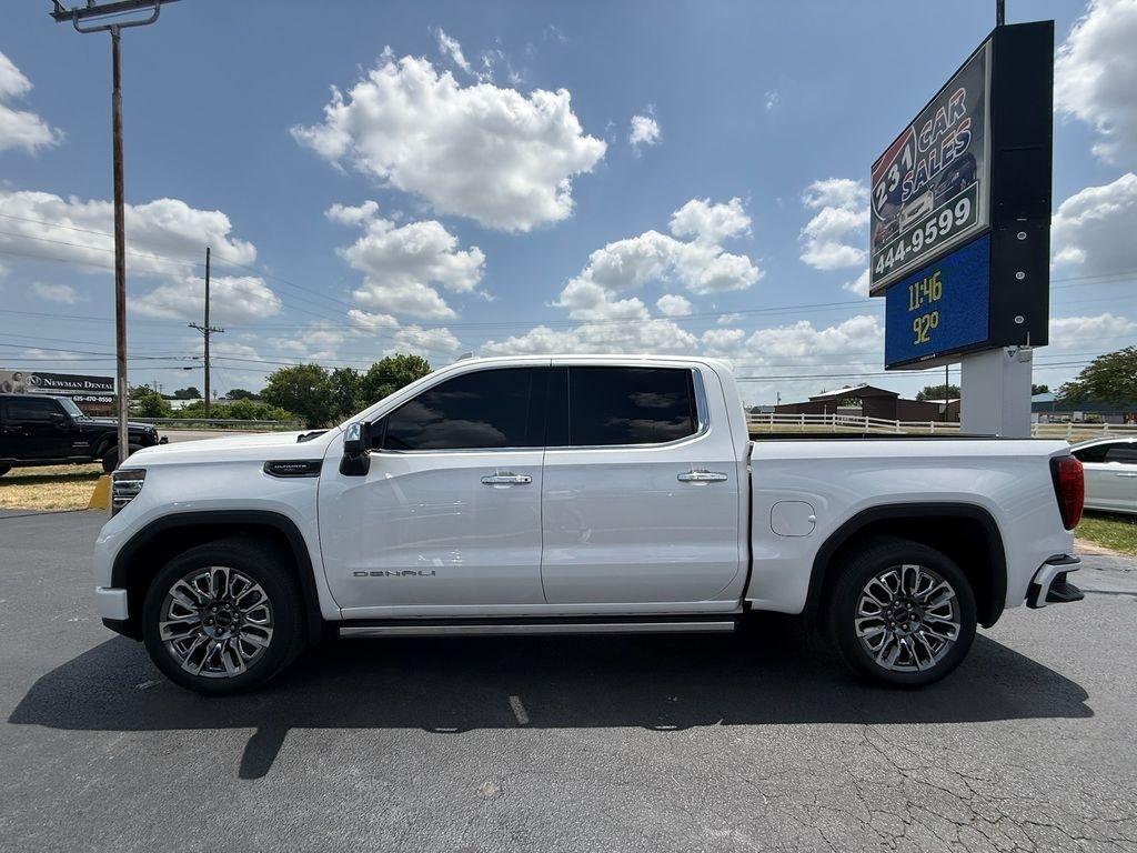 GMC Sierra 1500 Denali Ultimate Crew Cab 4WD 2023