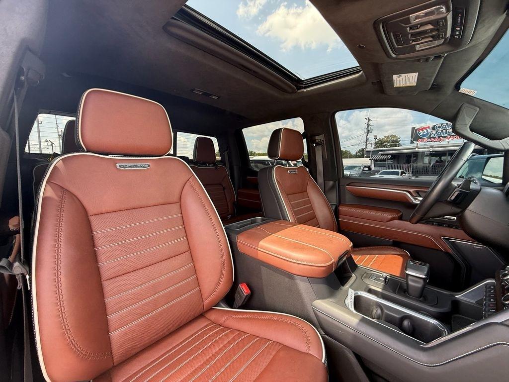 GMC Sierra 1500 Denali Ultimate Crew Cab 4WD 2023