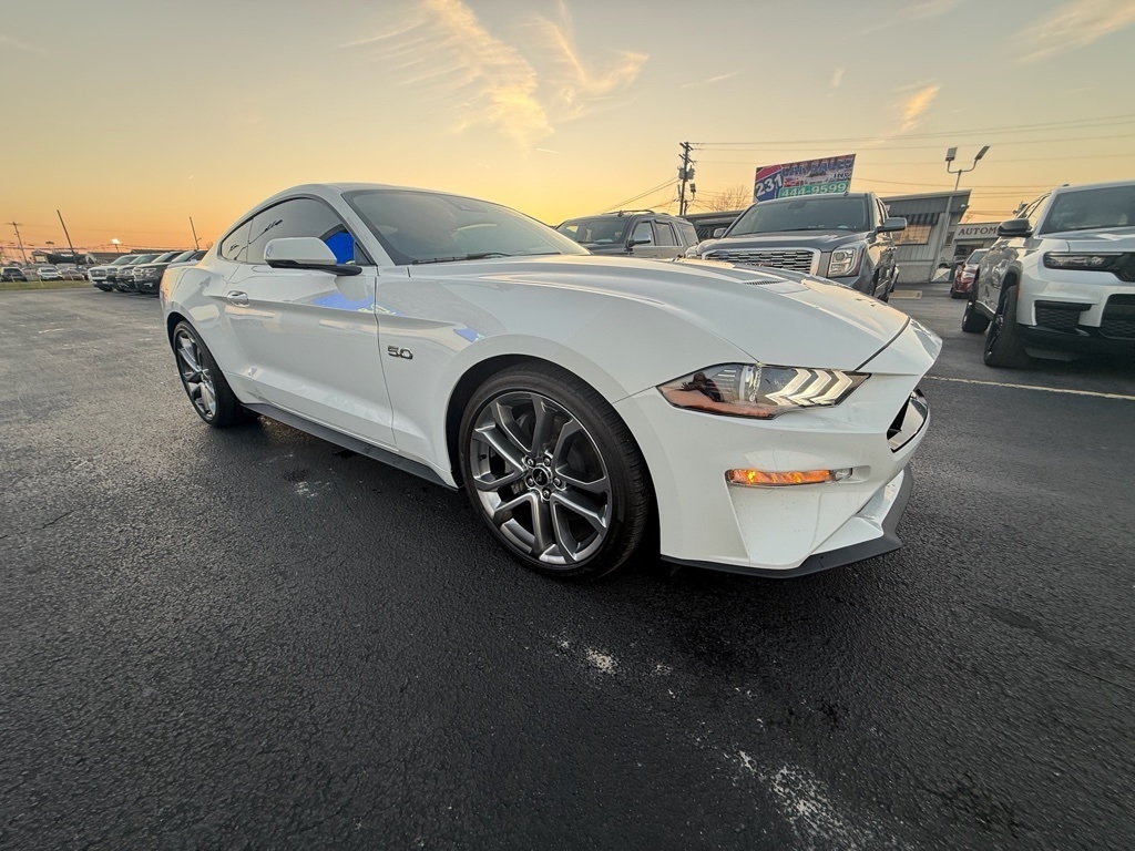 Ford Mustang GT Premium Coupe 2021