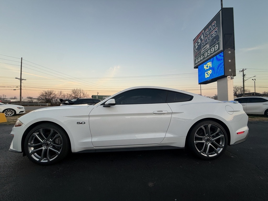 Ford Mustang GT Premium Coupe 2021
