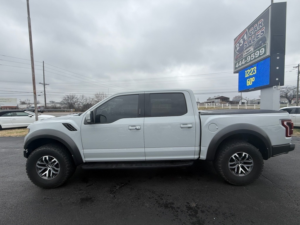 Ford F-150 Raptor SuperCrew 4WD 2017