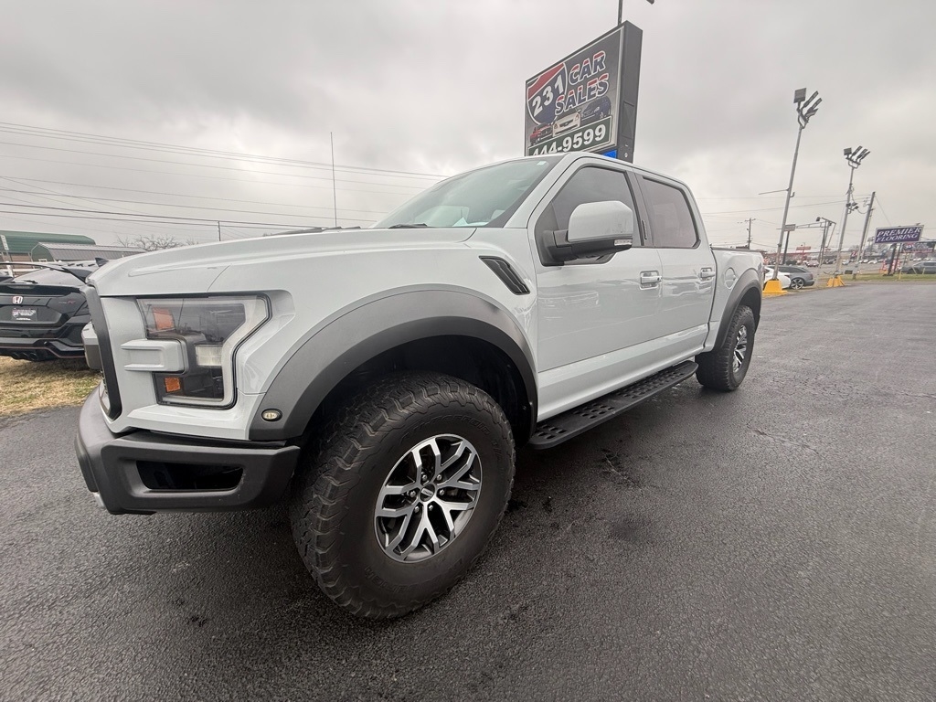 Ford F-150 Raptor SuperCrew 4WD 2017