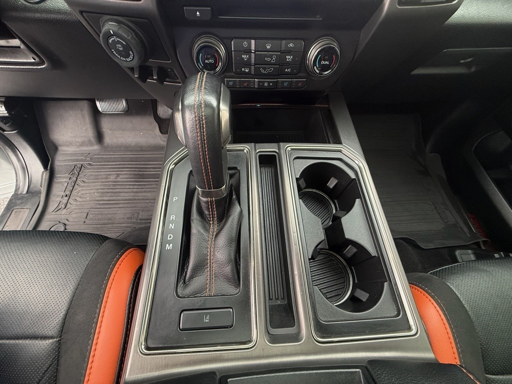 Ford F-150 Raptor SuperCrew 4WD 2017