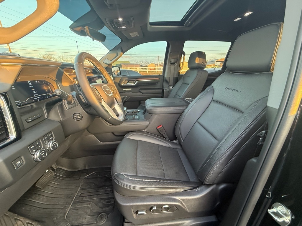 GMC Sierra 1500 Denali Crew Cab Short Box 4WD 2024