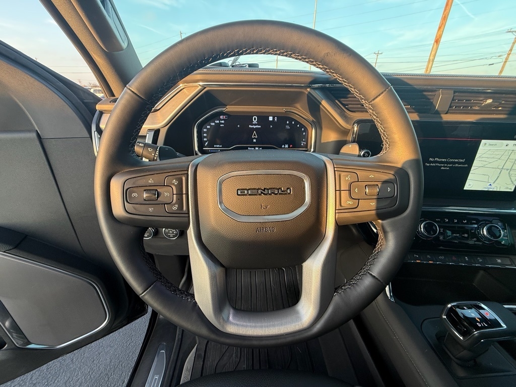 GMC Sierra 1500 Denali Crew Cab Short Box 4WD 2024