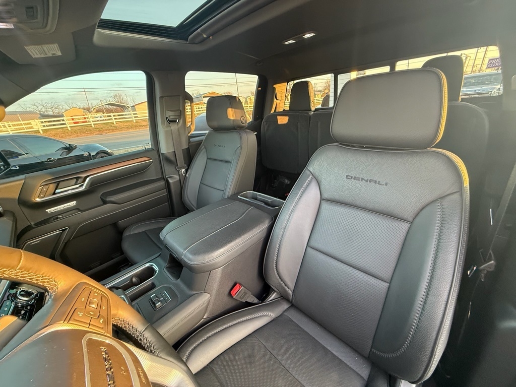 GMC Sierra 1500 Denali Crew Cab Short Box 4WD 2024