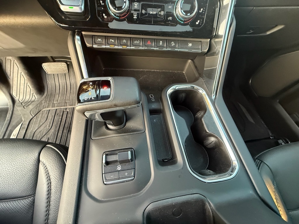 GMC Sierra 1500 Denali Crew Cab Short Box 4WD 2024