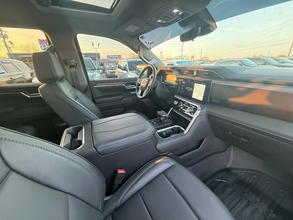 GMC Sierra 1500 Denali Crew Cab Short Box 4WD 2024