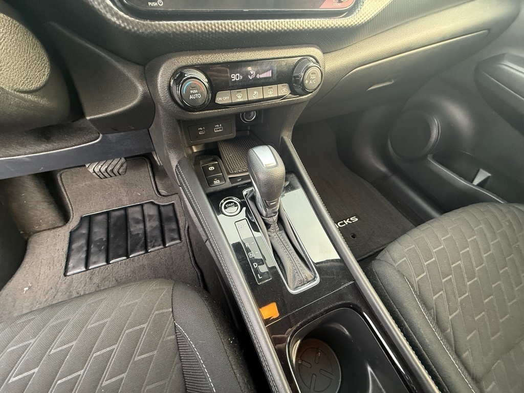 Nissan Kicks SV 2022