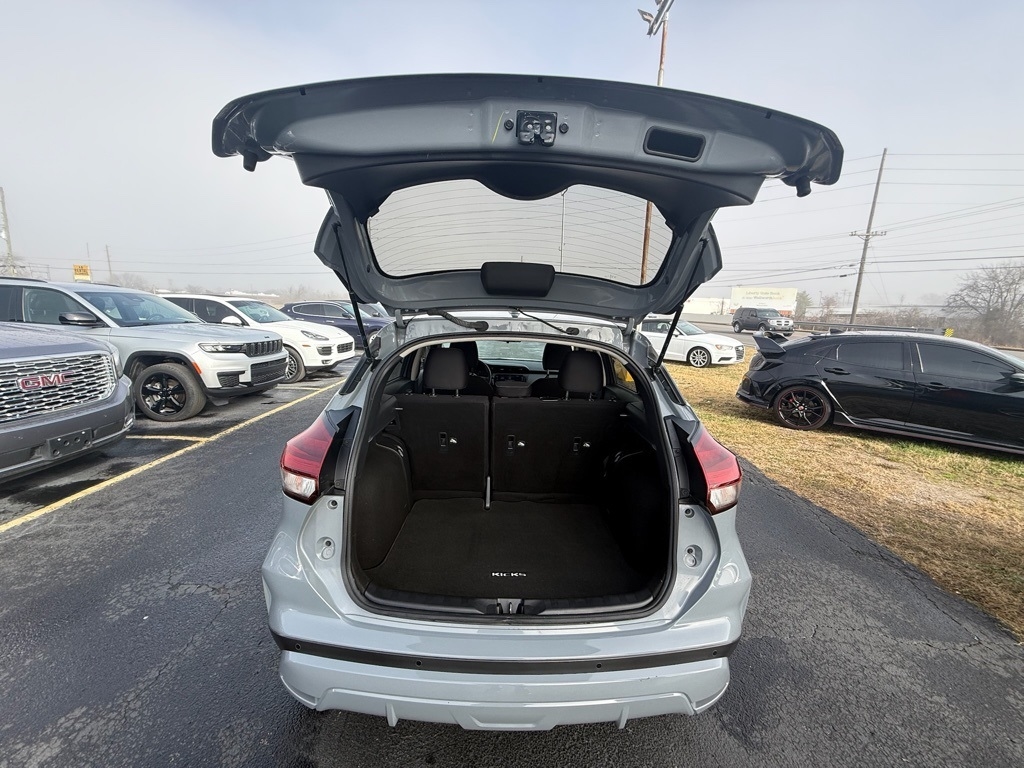 Nissan Kicks SV 2022