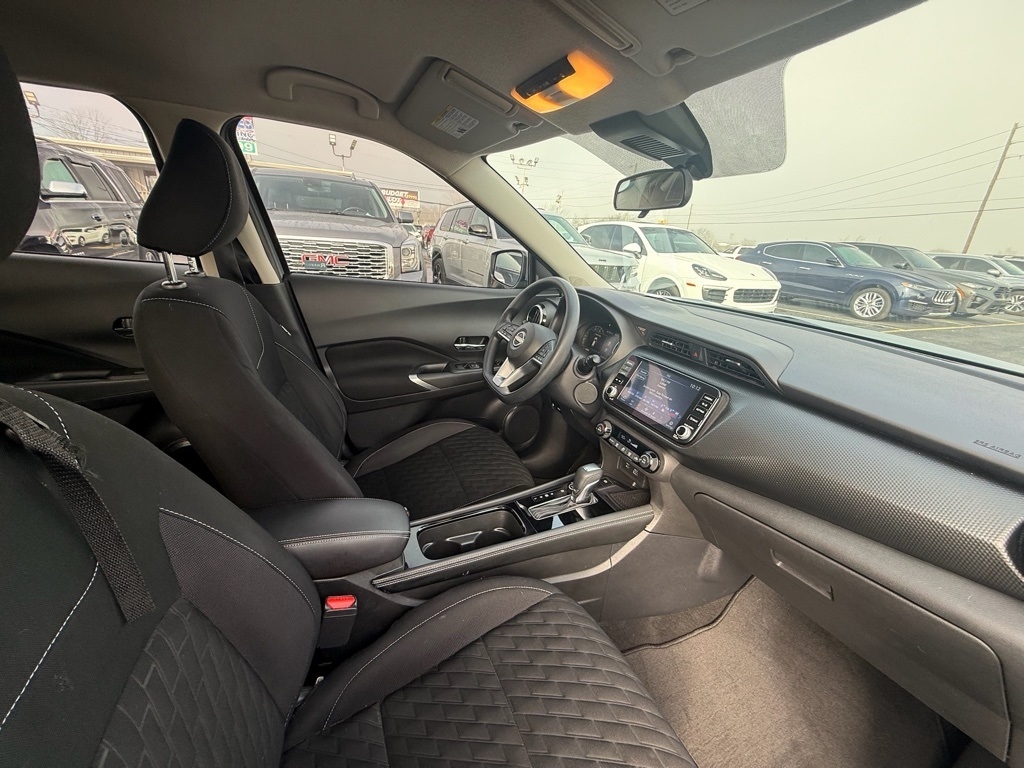 Nissan Kicks SV 2022