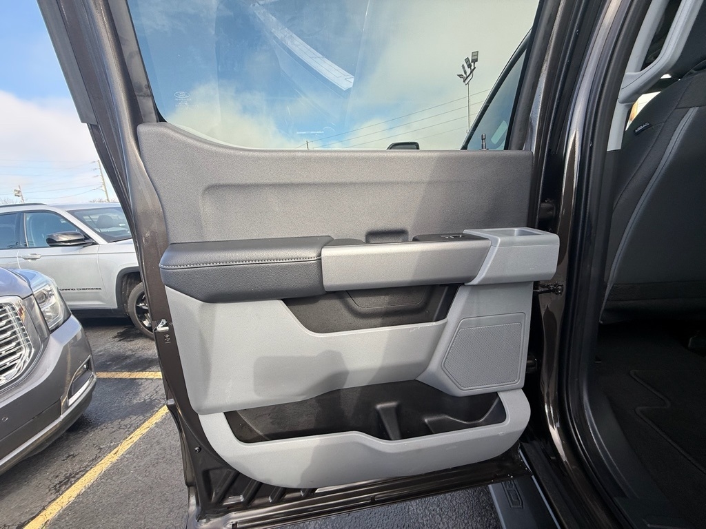 Ford F-250 SD XL Crew Cab 4WD 2024