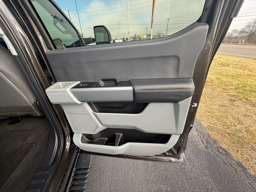 Ford F-250 SD XL Crew Cab 4WD 2024