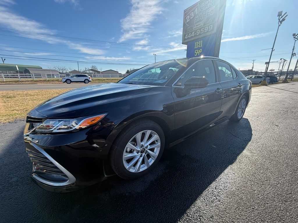 Toyota Camry LE 2021
