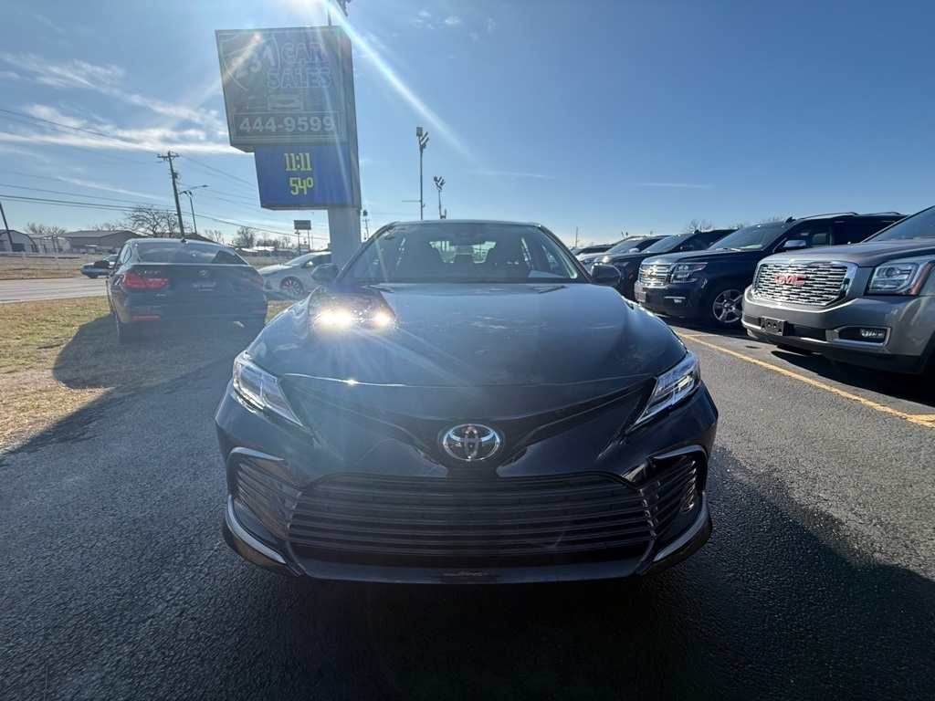 Toyota Camry LE 2021
