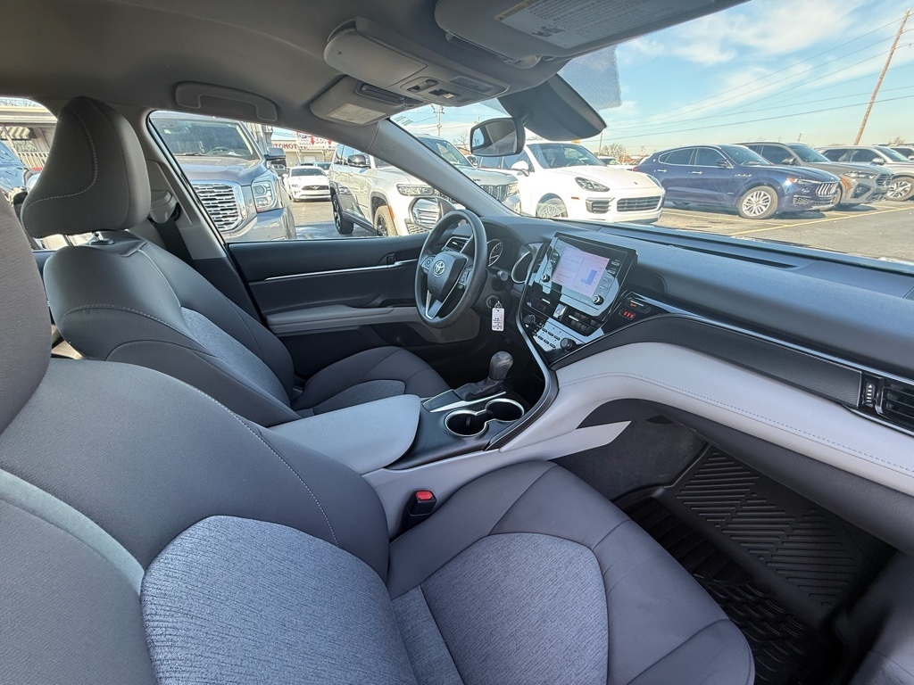 Toyota Camry LE 2021