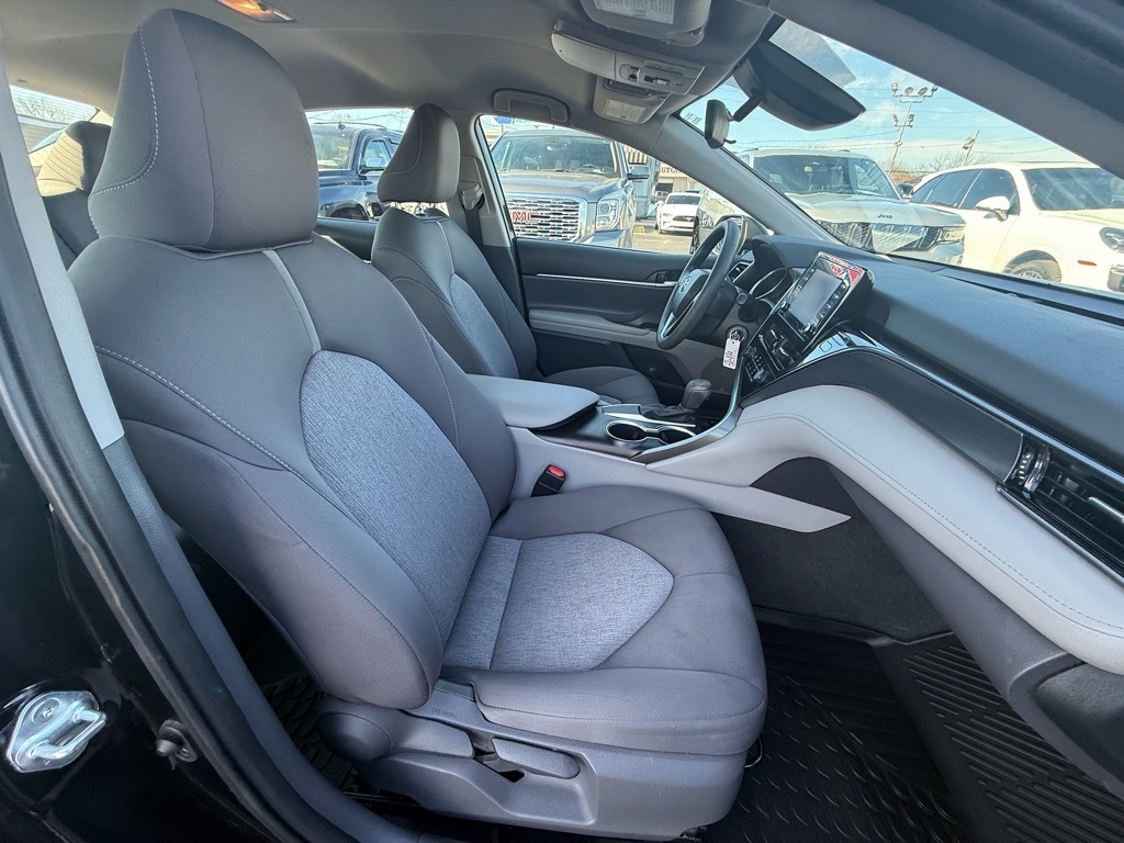 Toyota Camry LE 2021