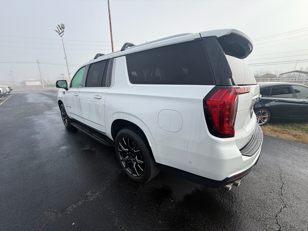 GMC Yukon XL Denali 4WD 2024