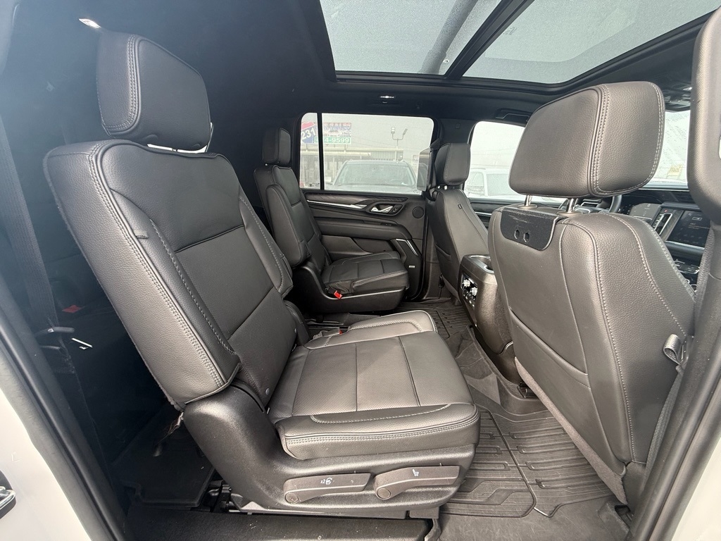 GMC Yukon XL Denali 4WD 2024