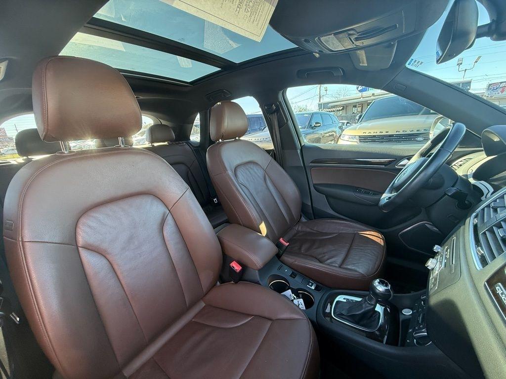 Audi Q3 quattro 4dr 2.0T Prestige 2016