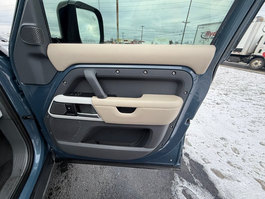 Land Rover Defender P400 110 HSE 2020