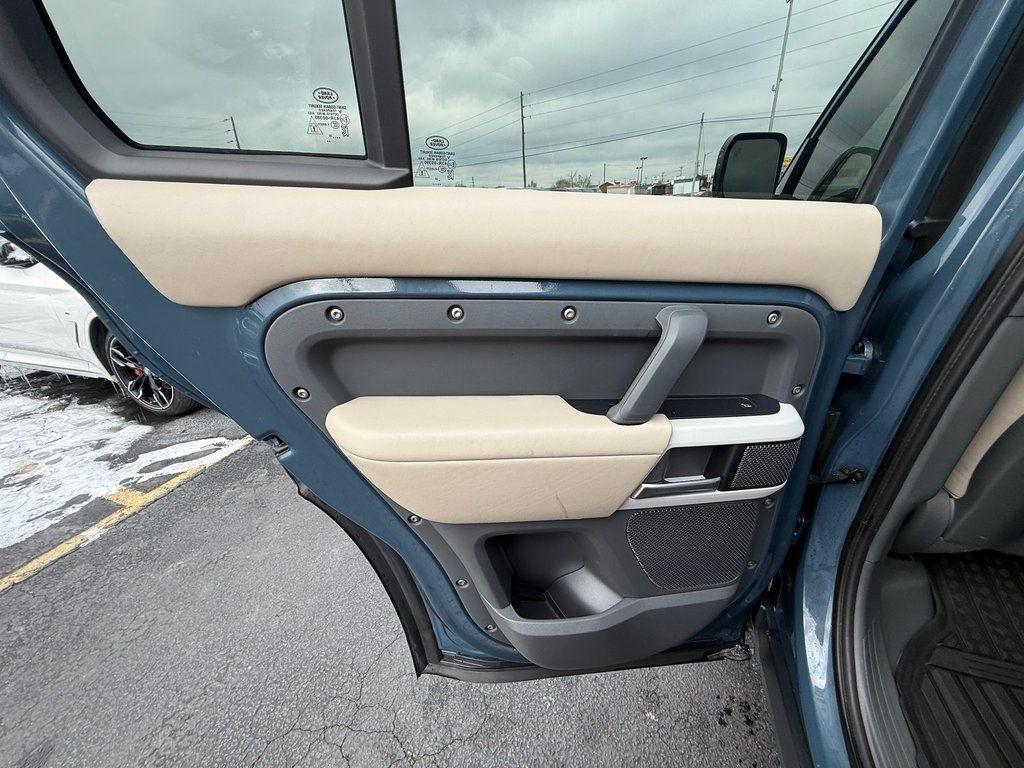 Land Rover Defender P400 110 HSE 2020