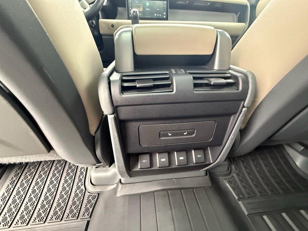 Land Rover Defender P400 110 HSE 2020