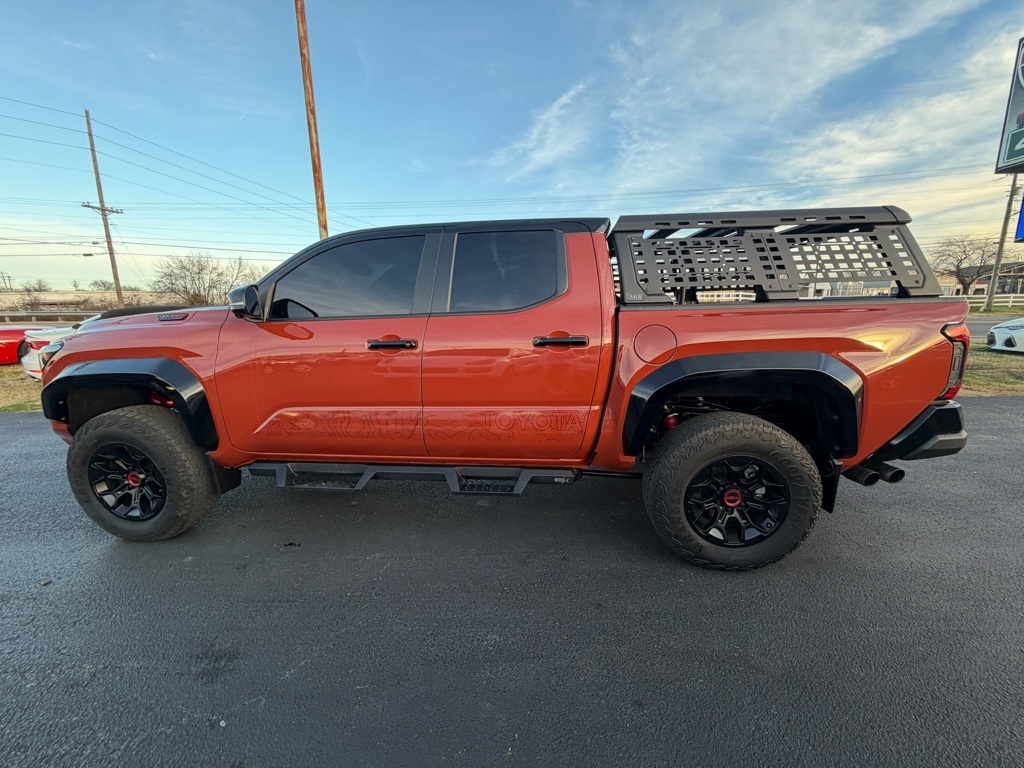 Toyota Tacoma Double Cab 4WD 2024