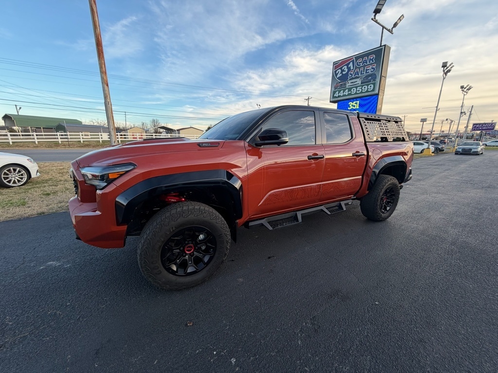 Toyota Tacoma Double Cab 4WD 2024