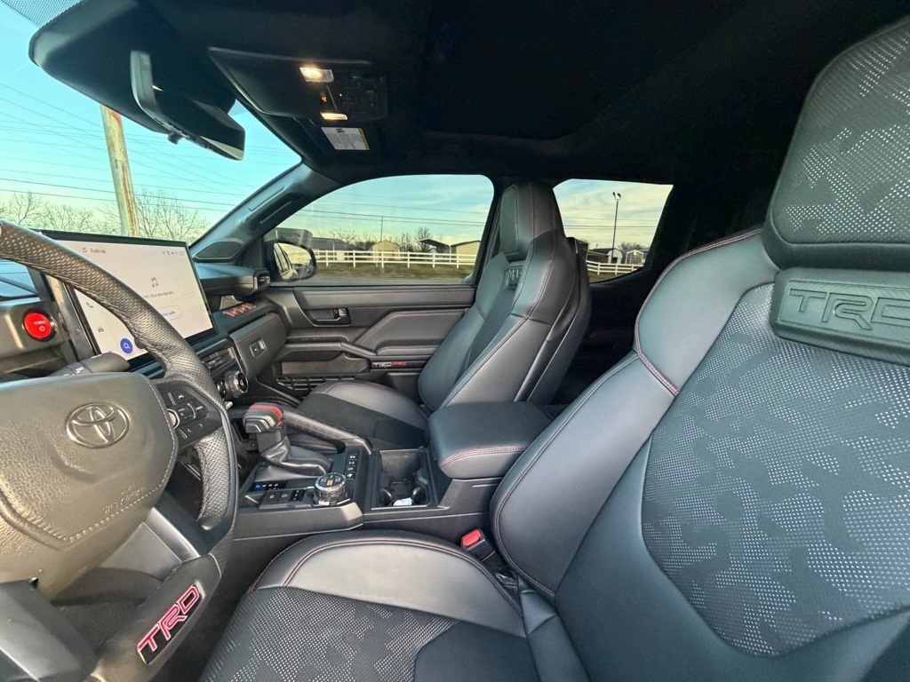 Toyota Tacoma Double Cab 4WD 2024