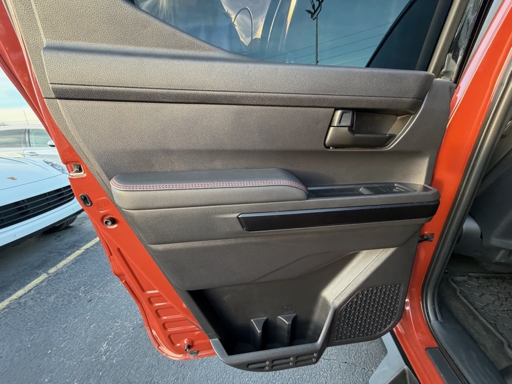 Toyota Tacoma Double Cab 4WD 2024