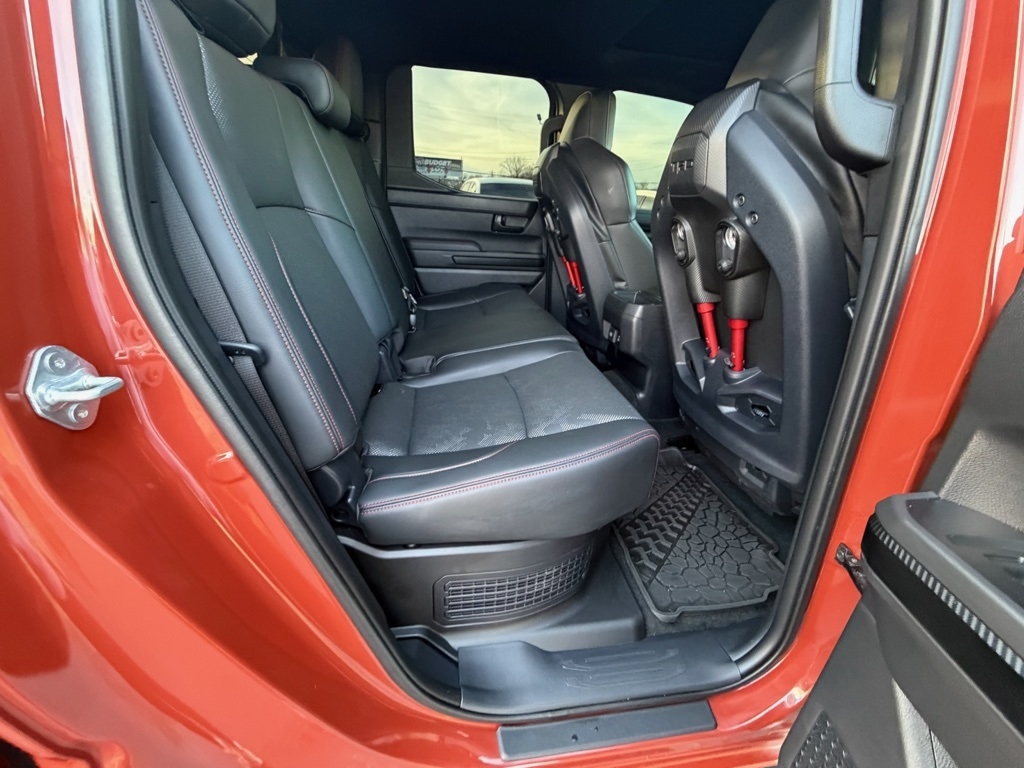 Toyota Tacoma Double Cab 4WD 2024