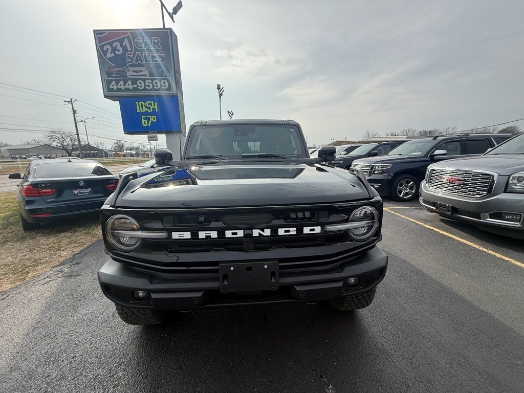 Ford Bronco Outer Banks 4-Door 2024