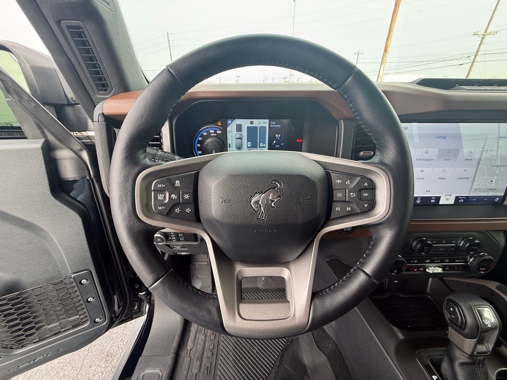 Ford Bronco Outer Banks 4-Door 2024