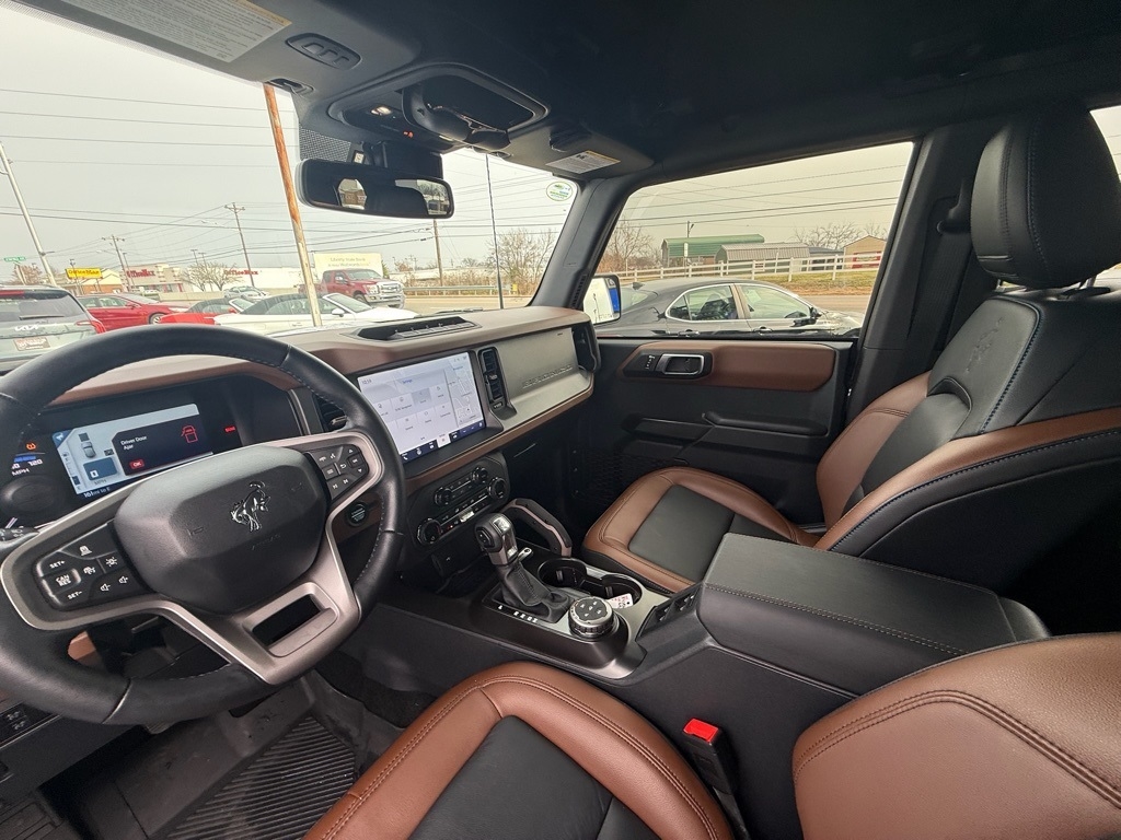 Ford Bronco Outer Banks 4-Door 2024