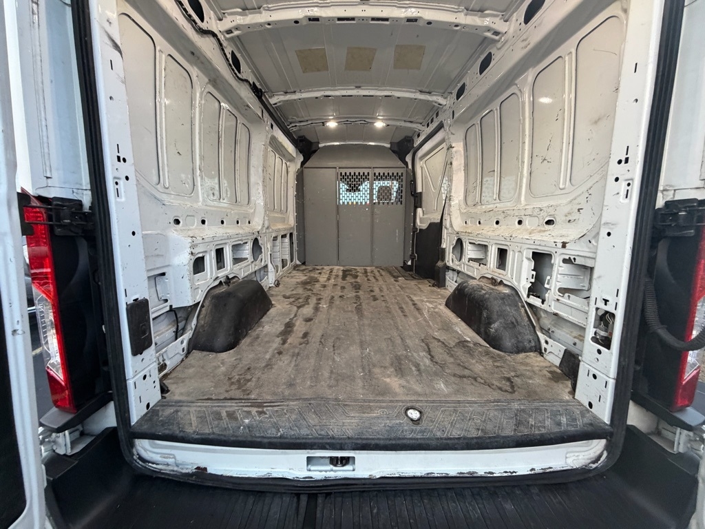 Ford Transit 250 Van Med. Roof w/Sliding Pass. 148-in. WB 2019