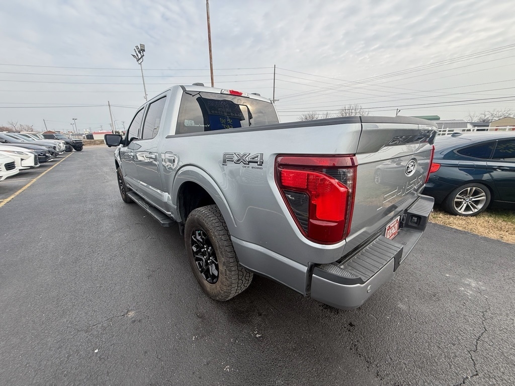 Ford F-150 XLT SuperCrew 4WD 2024